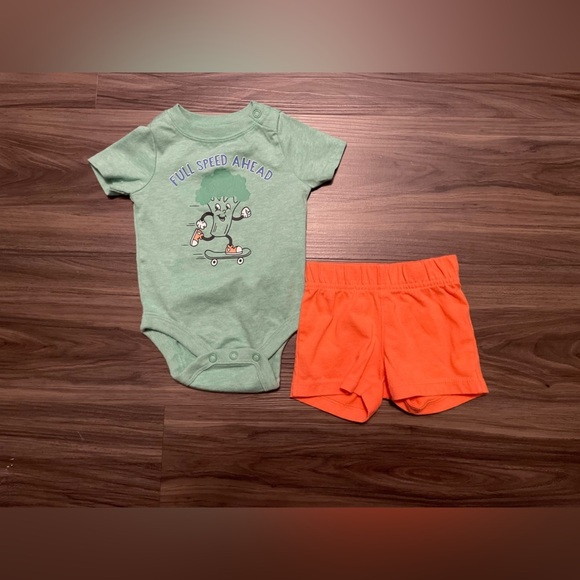 Garanimals Green Full Speed ahead onesie and Orange shorts matching Set size 0/3 - Picture 2 of 5